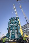 Anlieferung des 7 Meter hohen Schneidradzentrums der Tunnelvortriebsmaschine Baumaßnahmen Verlängerung U5 Europaviertel